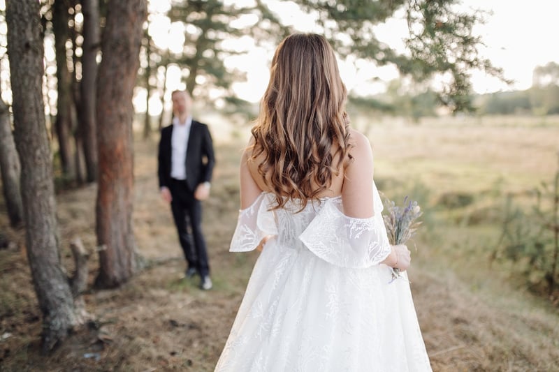 Wedding Couple in a Fairytale Setting